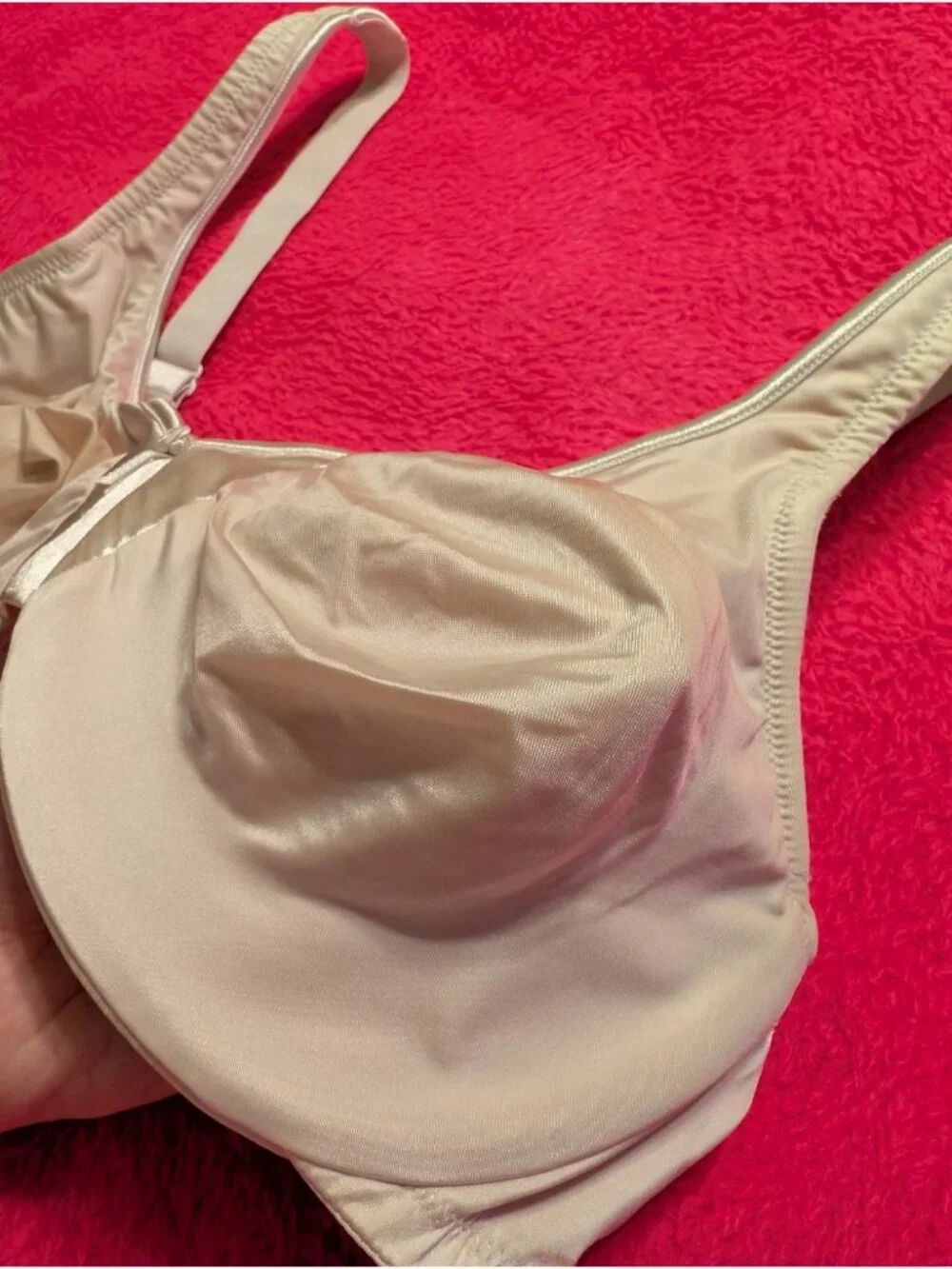 Lot of 2 Olga 35002 Luxury Lift Underwire Bra 40C Off White Gray Unlined Full